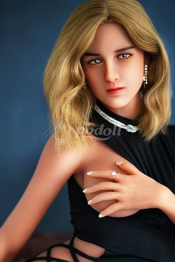 SY Doll 5'8