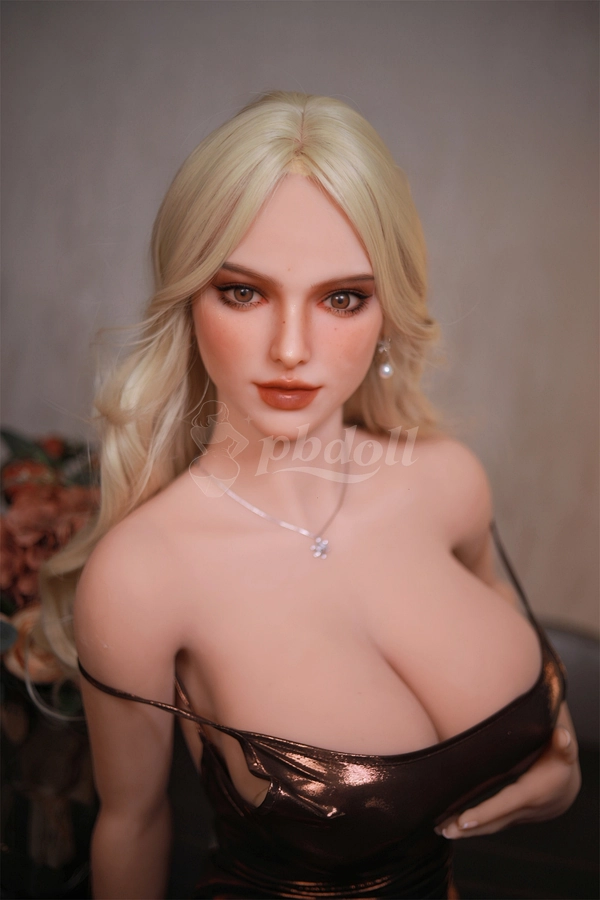 Fire Doll 166cm / 5'5