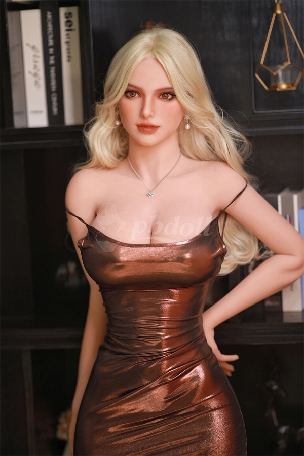 Fire Doll 166cm / 5'5