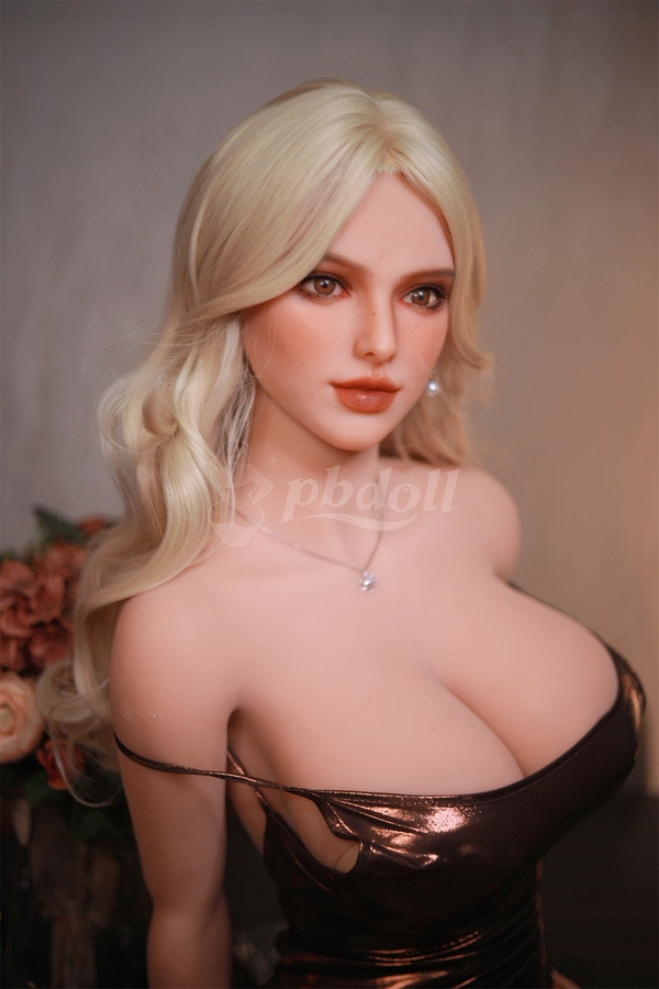 Fire Doll 166cm / 5'5