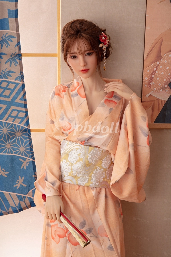 YQ Doll 163cm/5'4