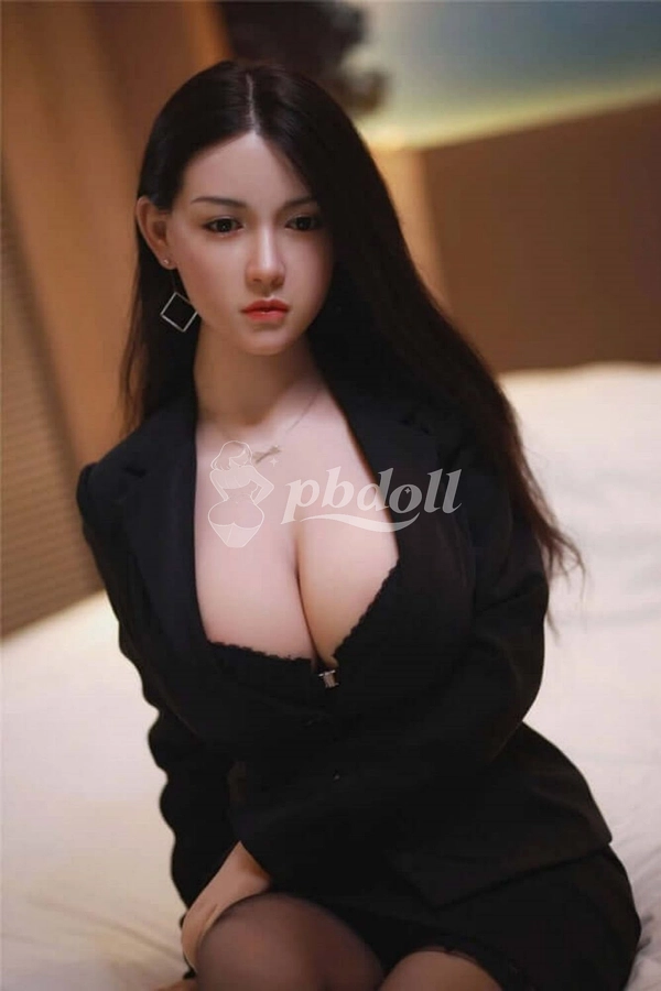YQ Doll 157cm/5'2