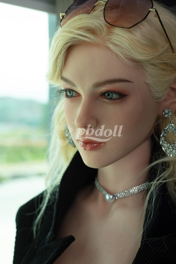 Starpery Tall 174cm Silicone Doll – C-Cup Jelly Breasts, Implanted Hair, Ultra-Slim Frame