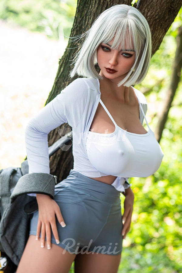 161cm E-Cup Hybrid Sex Doll – Soft Silicone Head & TPE Body, Silver Bob & Hiking Backpack | Ridmii Danica