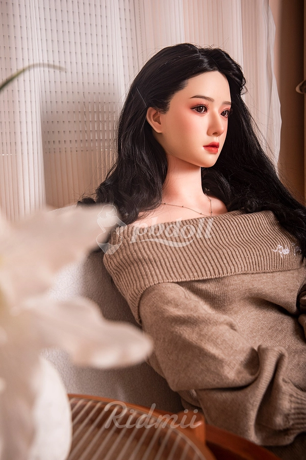 Ridmii Muncey 163cm Hybrid Sex Doll – Long Black Waves & Ribbed Off-Shoulder Knit
